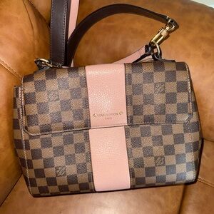 Louis Vuitton Bond street in Damier Ebene with rose ballerine.
